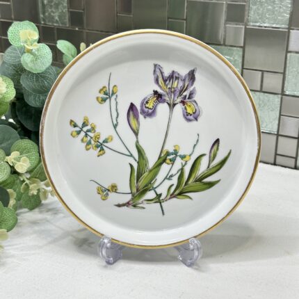 Spode Stafford Flowers Shortbread Tray Iris Sphaerolobium