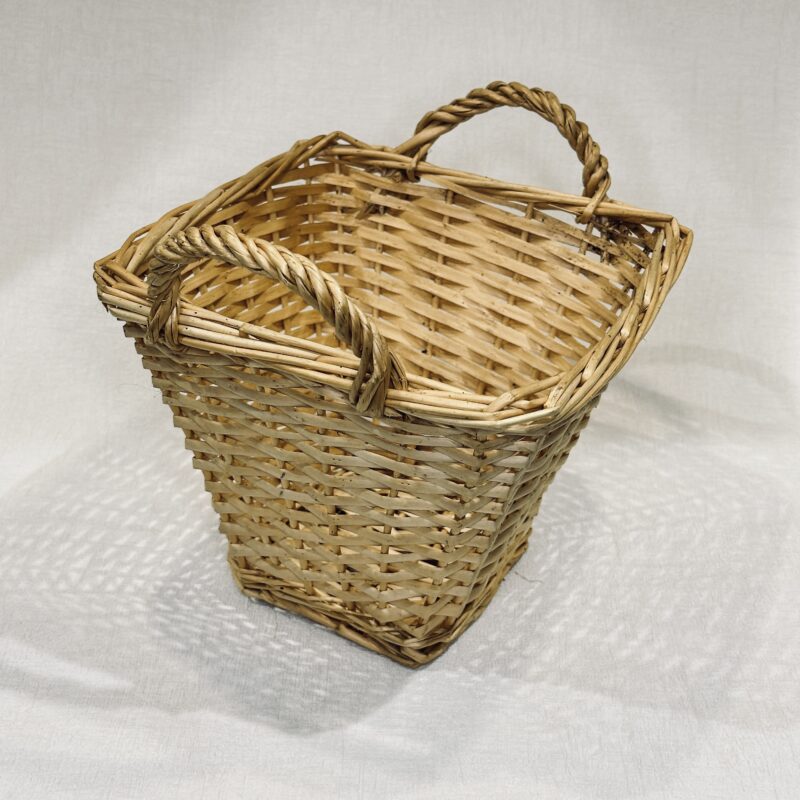 Vintage Wicker Basket Square Storage Picnic Log Handle Farmhouse