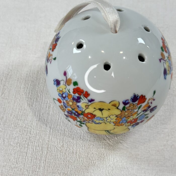 Vintage Teddy Bear Pomander Potpourri Diffuser Floral China Ornament