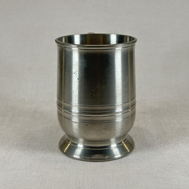 Vintage Crown & Rose 1 Quart Pewter Tankard | Large Cast Pewter Drinking Vessel