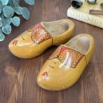 Vintage Dutch Wooden Shoes Houwer Girls UK 3 Handpainted Clogs Holland