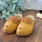 Vintage Dutch Wooden Shoes Houwer Girls UK 3 Handpainted Clogs Holland