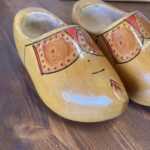Vintage Dutch Wooden Shoes Houwer Girls UK 3 Handpainted Clogs Holland
