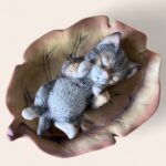 Vintage JR Akita Japan Sleeping Cat Figurine on Leaf Dish, 1950s Ceramic Kitsc