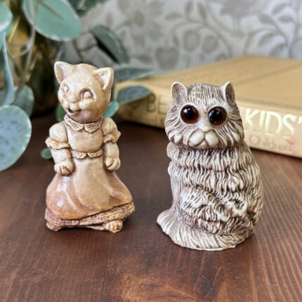 Vintage Pair Cat Ornaments, Resin Figurines, Big Eyes & Cat in Dress, Retro Kitsch