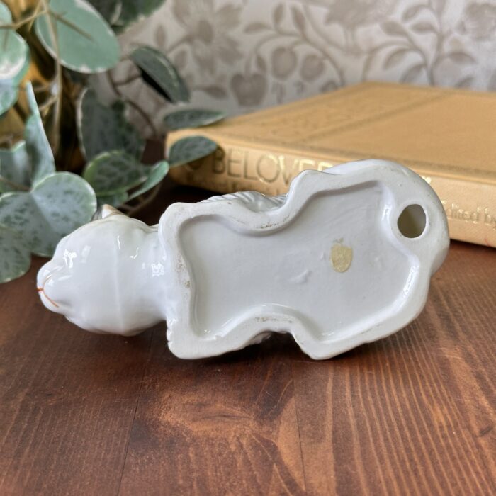Vintage Cat & Kitten Figurine, Hand Painted Porcelain, Retro Animal Ornament, Cat Lover Gift