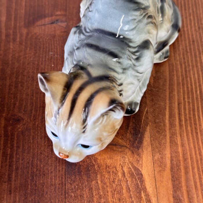 Vintage Cat & Kitten Figurine, Hand Painted Porcelain, Retro Animal Ornament, Cat Lover Gift
