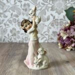 Vintage Giuseppe Armani "Girl with Rabbits" Figurine 1987 Capodimonte Florence Art